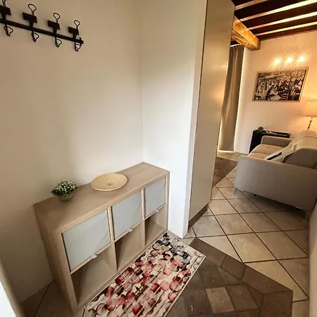 Casa Renoir A Due Passi Dal شقة فيربانيا